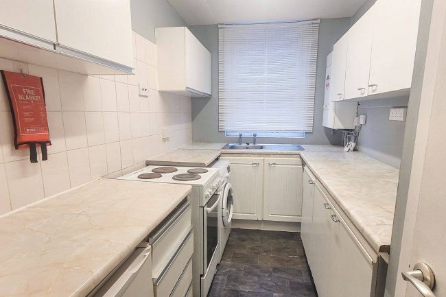 Flats 1 - 4, Newton Rise, 120 Brook Lane, Chester, Cheshire, CH2 2EU 5