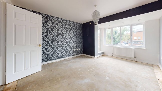 14 Silver Birch Avenue, Chingford, London, E4 8YT 9