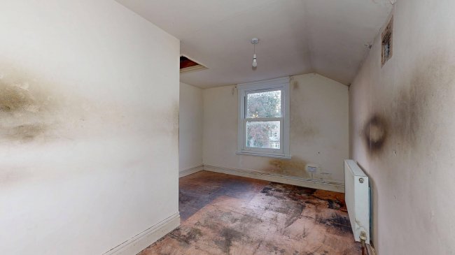 Flat B, 17 Durley Road, Stamford Hill, London, N16 5JW 2