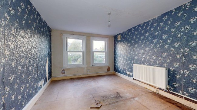 Flat B, 17 Durley Road, Stamford Hill, London, N16 5JW 2