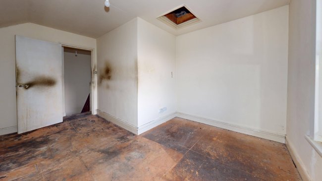 Flat B, 17 Durley Road, Stamford Hill, London, N16 5JW 2