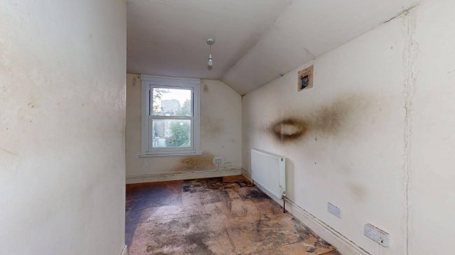 Flat B, 17 Durley Road, Stamford Hill, London, N16 5JW 2