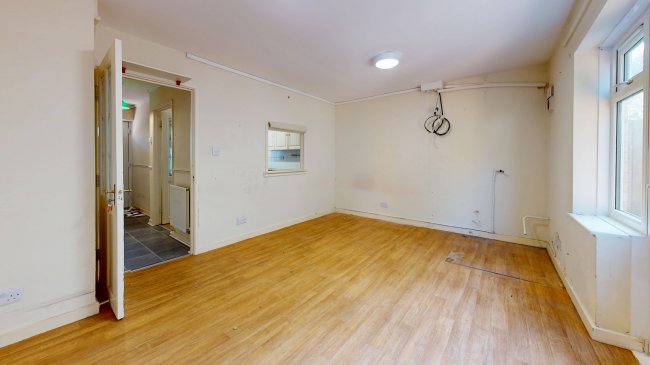 4 Sydney Road, Feltham, TW14 9BF 2