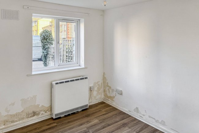 135 Chestnut Road, Vange, Basildon, Essex, SS16 4TD 8