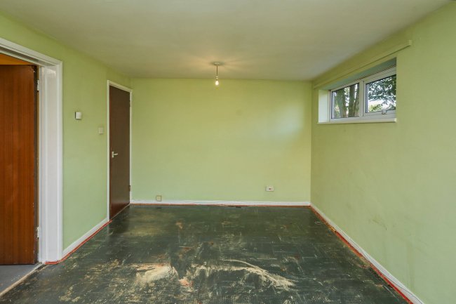 6 Bridge Court, Hillside Road, Harpenden, Hertfordshire, AL5 4DH 7