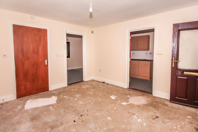 The Staithe, Holmes Drive, Wisbech, Cambridgeshire, PE13 3TJ 7