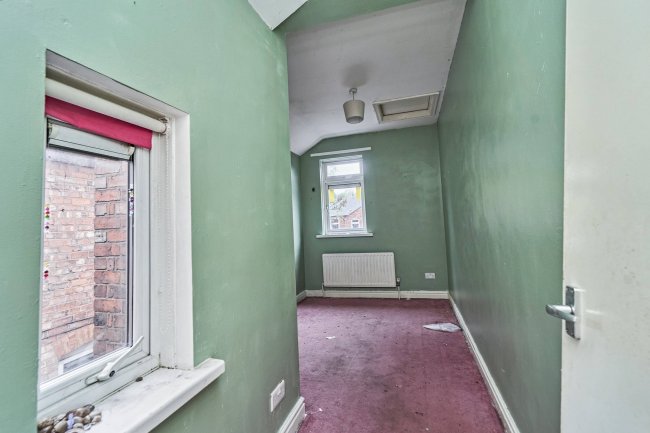 31 Booth Street, Darlaston, Wednesbury, West Midlands, WS10 8JB 6