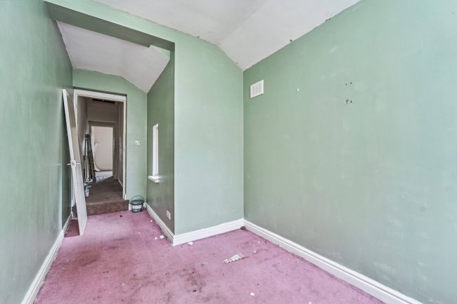 31 Booth Street, Darlaston, Wednesbury, West Midlands, WS10 8JB 6