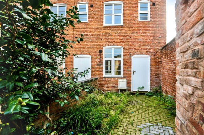 6 Lower Rushall Street, Walsall, West Midlands, WS1 2AA 7