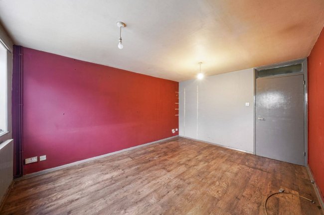 4 Bradbury Close, Southall, Middlesex, UB2 4JZ 10