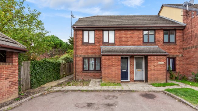 Flat 31, Cotton Avenue, Acton, London, W3 6YE 13