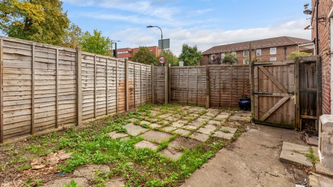 151 Westway, Shepherds Bush, London, W12 0SD 10