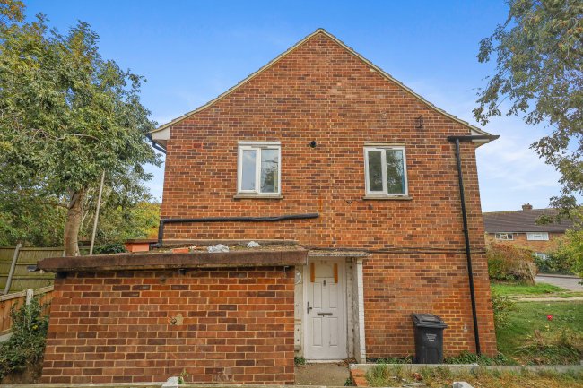 Flat A, 1 Moss Drive, Vange, Basildon, Essex, SS16 4RZ 9