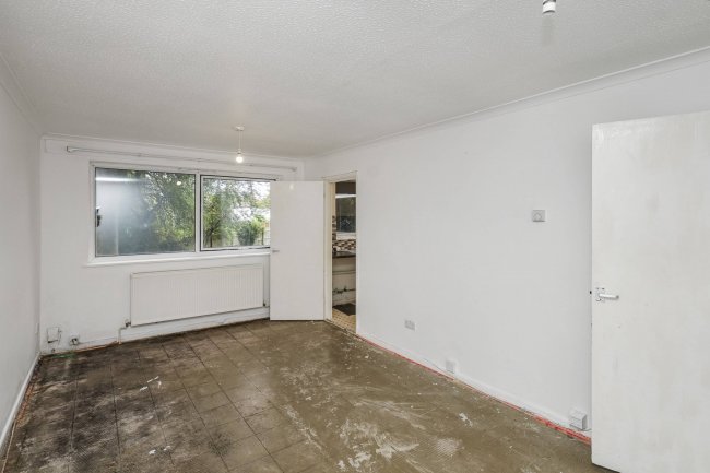 Flat 7 Anvil Court, Marsh Road, Luton, Bedfordshire, LU3 2RB 93