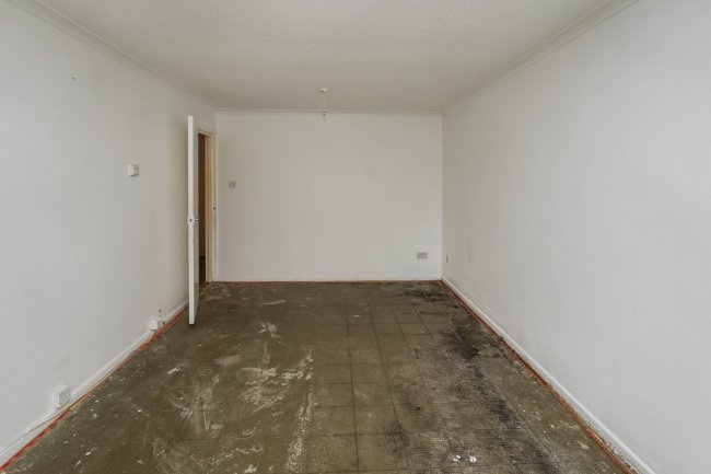 Flat 7 Anvil Court, Marsh Road, Luton, Bedfordshire, LU3 2RB 93