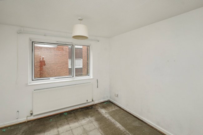 Flat 7 Anvil Court, Marsh Road, Luton, Bedfordshire, LU3 2RB 93