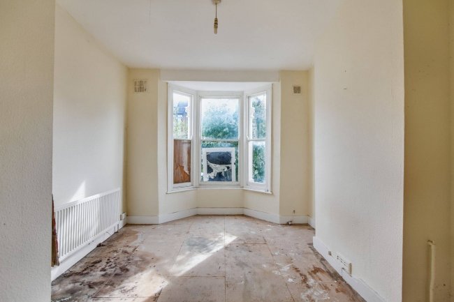 Flat A and B, 3 Frith Road, Leytonstone E11 4EX 8