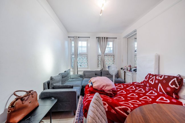 Flat 19, Cunningham Court, Maida Vale, London, W9 1AE 9