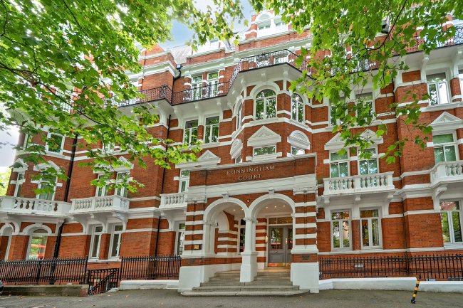 Flat 19, Cunningham Court, Maida Vale, London, W9 1AE 9