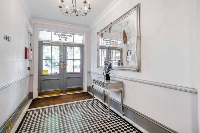 Flat 19, Cunningham Court, Maida Vale, London, W9 1AE 9