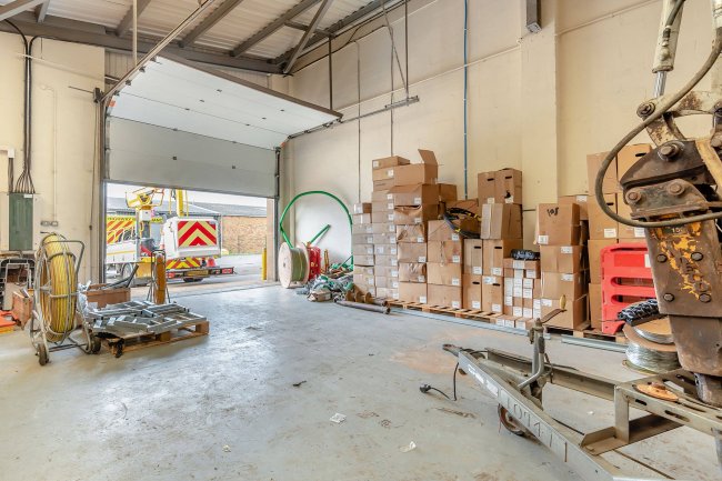 Units 4A/4B and 5A/5B, Golf Road Industrial Estate, Enterprise Road, Mablethorpe, LN12 1NB 4