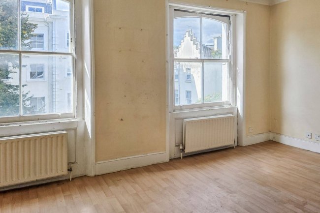 24c Moorhouse Road, Notting Hill, London W2 5DJ 4