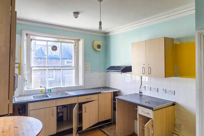 24c Moorhouse Road, Notting Hill, London W2 5DJ 4