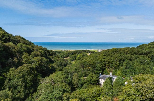 Panteinion Hall, Ffordd Panteinion, Friog, Fairbourne, Gwynedd, LL38 2TJ 9