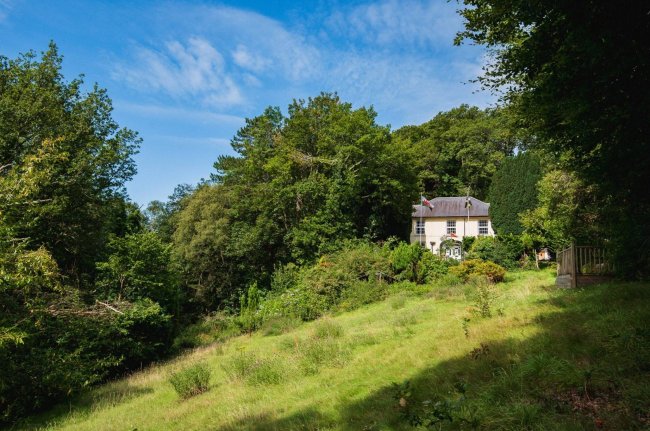 Panteinion Hall, Ffordd Panteinion, Friog, Fairbourne, Gwynedd, LL38 2TJ 9