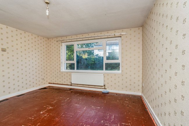 101 Aysgarth, Bracknell, Berkshire, RG12 8SF 3