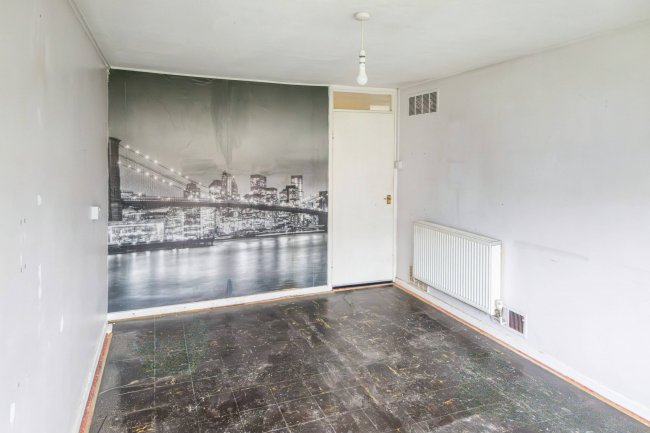 10 The Firs, Chippenham, Wiltshire, SN14 0PG 3