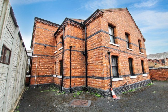 38 St Pauls Street, Crewe CW1 2QA 4