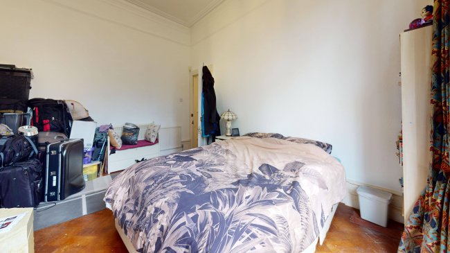 13 Princes Avenue, Muswell Hill, London N10 3LS 2