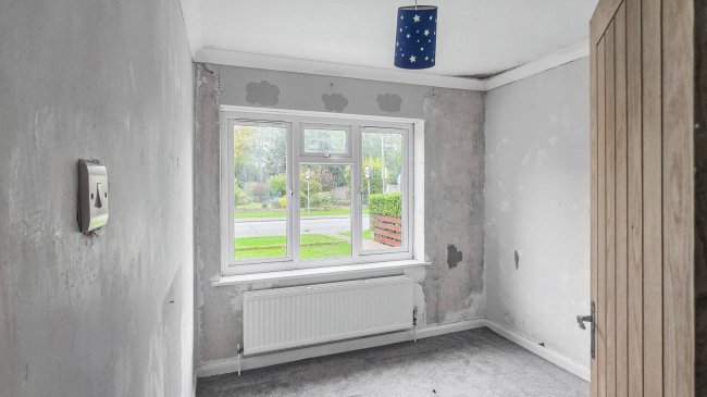 176 Pinewood Green, Iver, Buckinghamshire, SL0 0QJ 2