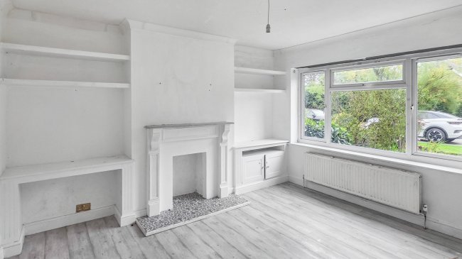 176 Pinewood Green, Iver, Buckinghamshire, SL0 0QJ 2