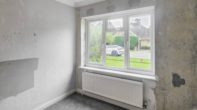 176 Pinewood Green, Iver, Buckinghamshire, SL0 0QJ 2