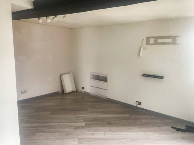 The Crown Inn, High Street, Lechlade GL7 3AE 62