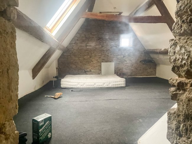 The Crown Inn, High Street, Lechlade GL7 3AE 62