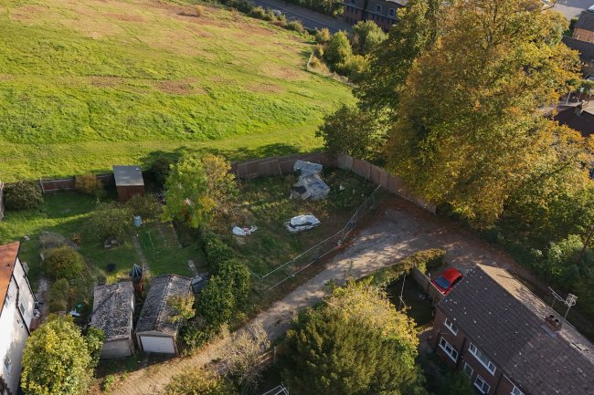 Land Adjoining 6 Famet Walk, Purley, CR8 2DY 4