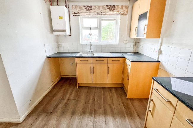 6 Pockeridge Road, Corsham, Wiltshire, SN13 9SB 4