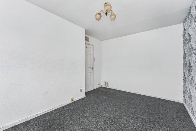 23 Lassington Close, Redditch, Worcestershire, B98 0LW 8