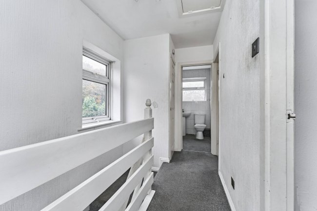 23 Lassington Close, Redditch, Worcestershire, B98 0LW 8