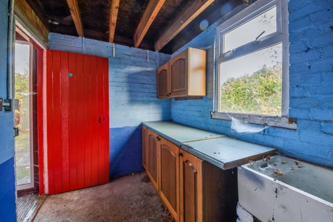 1 Fieldside Road, Pulloxhill, MK45 5HN 3