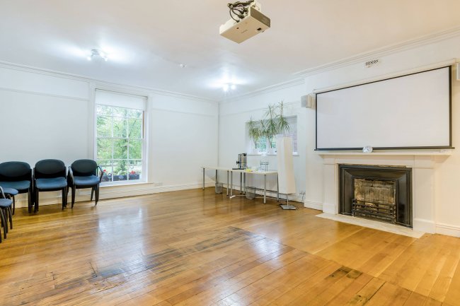 15 Chapel Field East, Norwich NR2 1SF 7