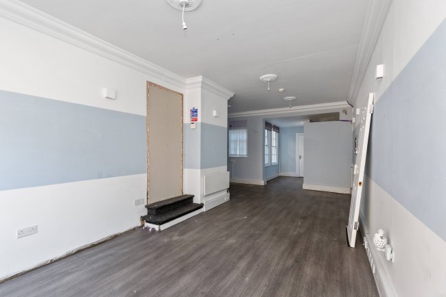 47-49 West Street, Rochford, SS4 1BE 1