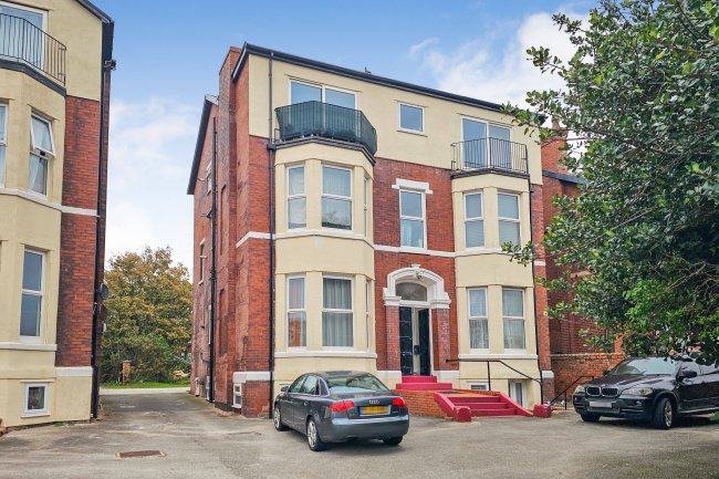 7 Weld Road, Birkdale, Southport, Merseyside, PR8 2BX 10