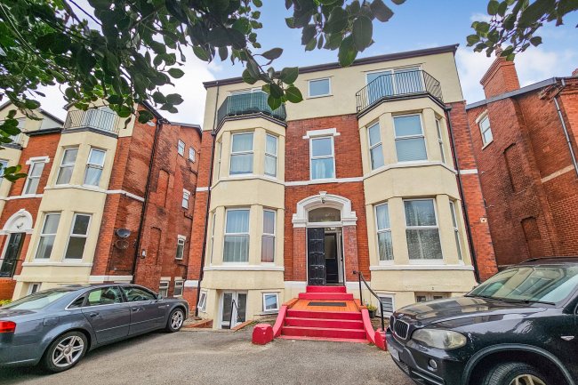 7 Weld Road, Birkdale, Southport, Merseyside, PR8 2BX 10