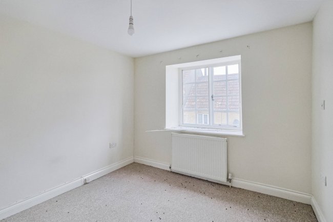 1 Crown Mews, South Street, Crewkerne, Somerset, TA18 8DB 9