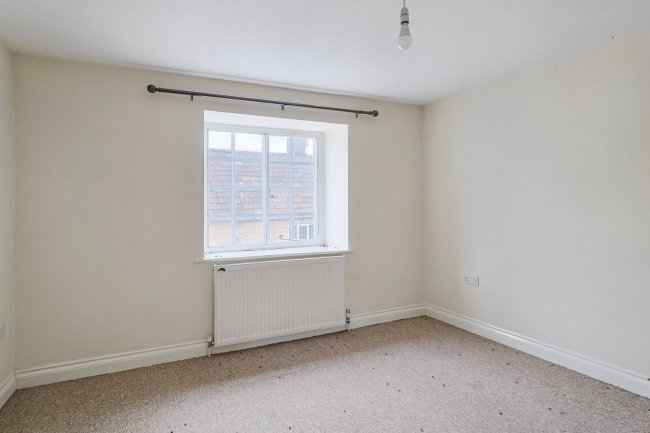 1 Crown Mews, South Street, Crewkerne, Somerset, TA18 8DB 9