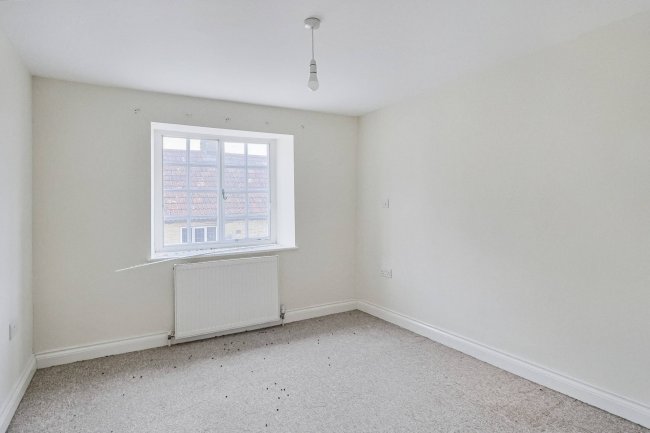 1 Crown Mews, South Street, Crewkerne, Somerset, TA18 8DB 9